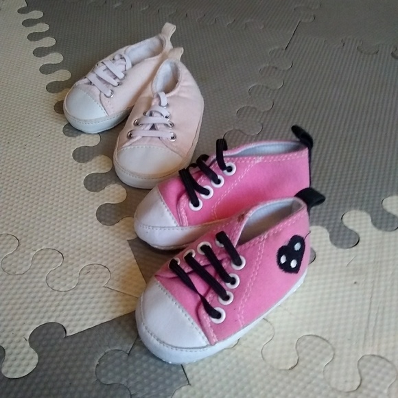 Other - 🌠Baby Girls Bundle Size 1 Shoes